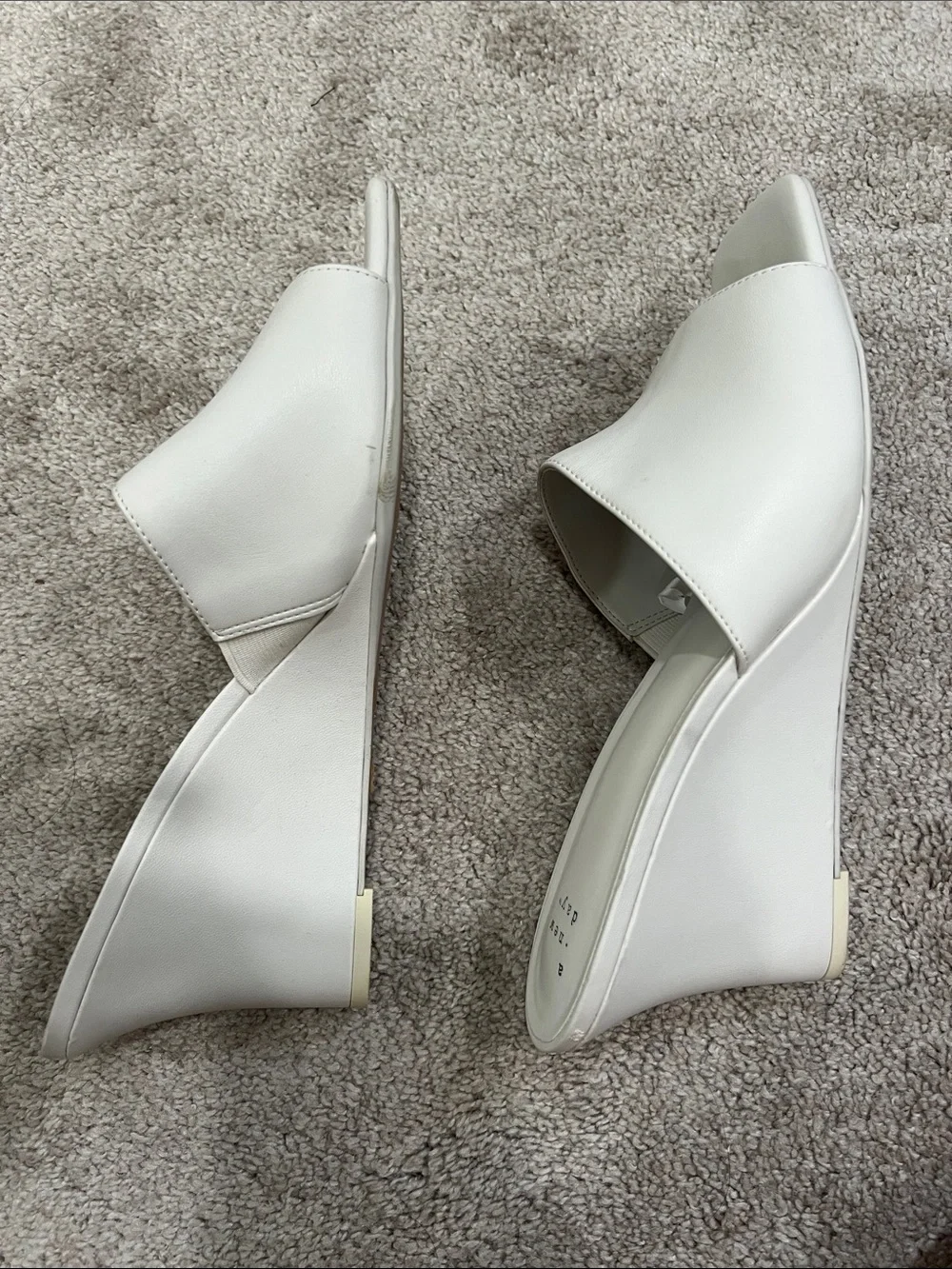 White wedges size 11
